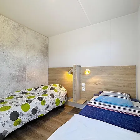 Mobil-home Keywest: 2 Chambres, 2 Sdb, A 200m, Piscine Chauffee, Fitness, Parking, Wi-fi Inclus - Fr-1-361a-27