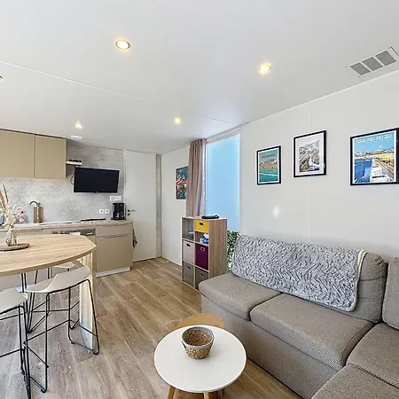 Mobil-home Keywest: 2 Chambres, 2 Sdb, A 200m, Piscine Chauffee, Fitness, Parking, Wi-fi Inclus - Fr-1-361a-27